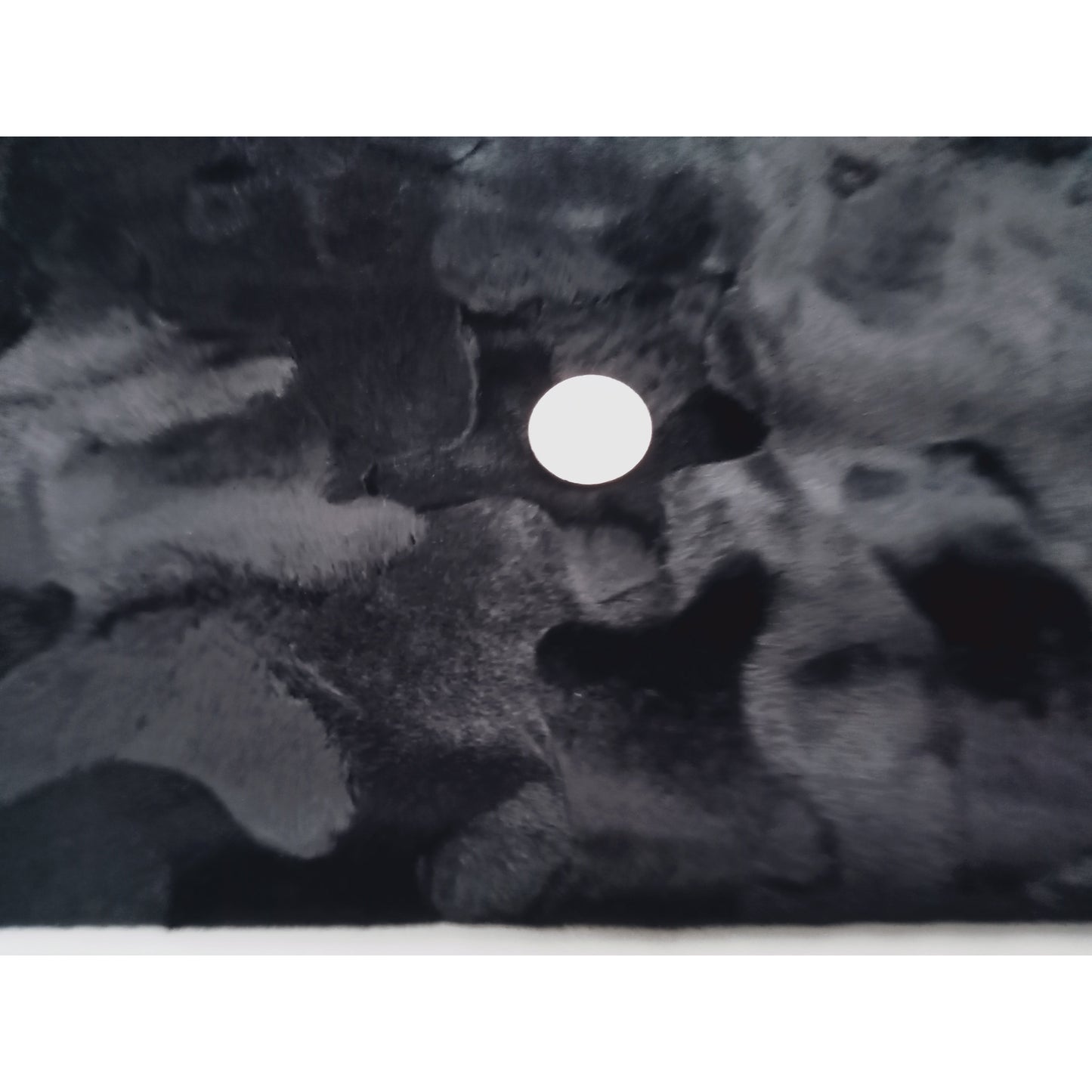 Jig saw faux fur black -2mtrs