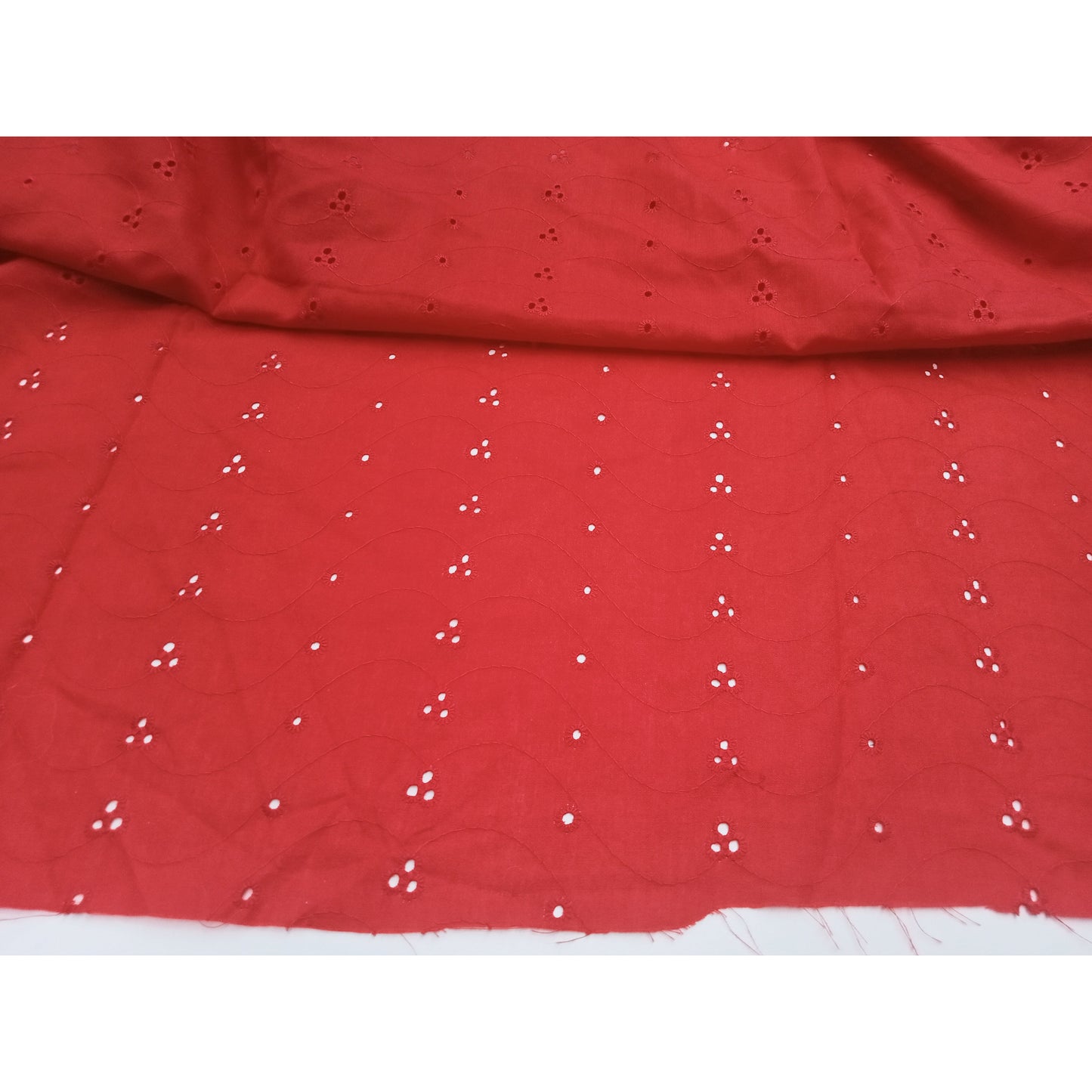 Broderie englaise