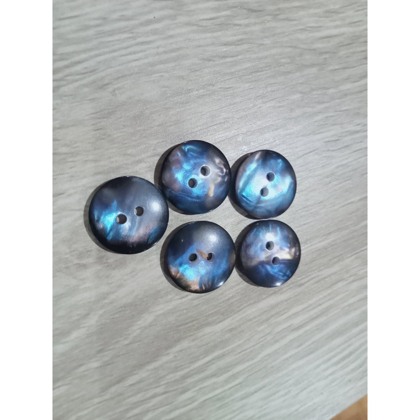 Iridescent buttons -5