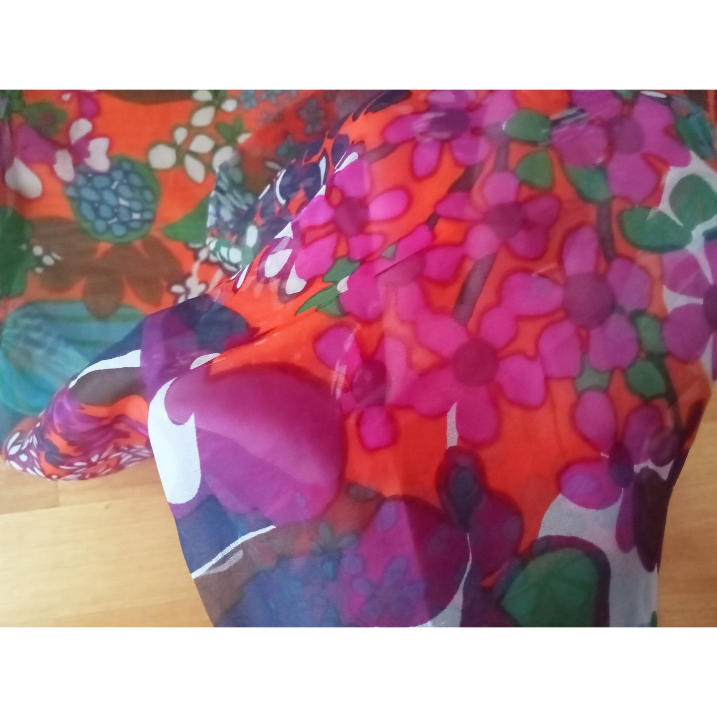 Vanessa - floral printed silk organza - sold by 1/2mtr