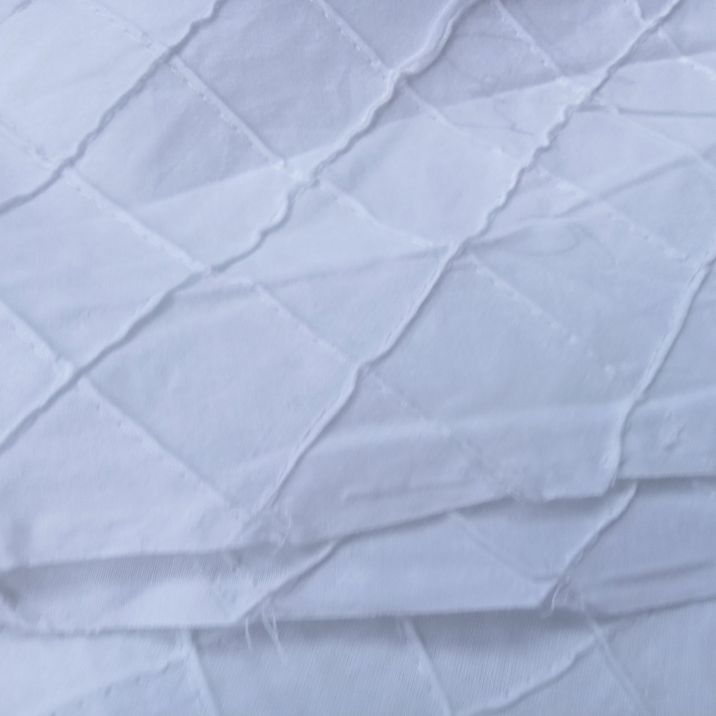 Priscilla - diagonal pintucks - sold by 1/2mtr