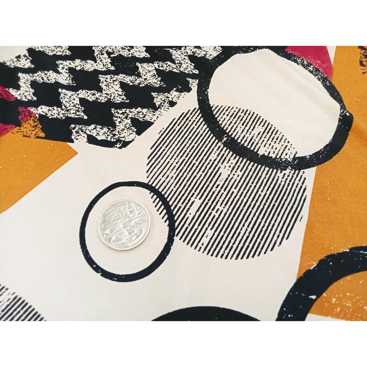 Circles - double brushed polyester/spandex jersey