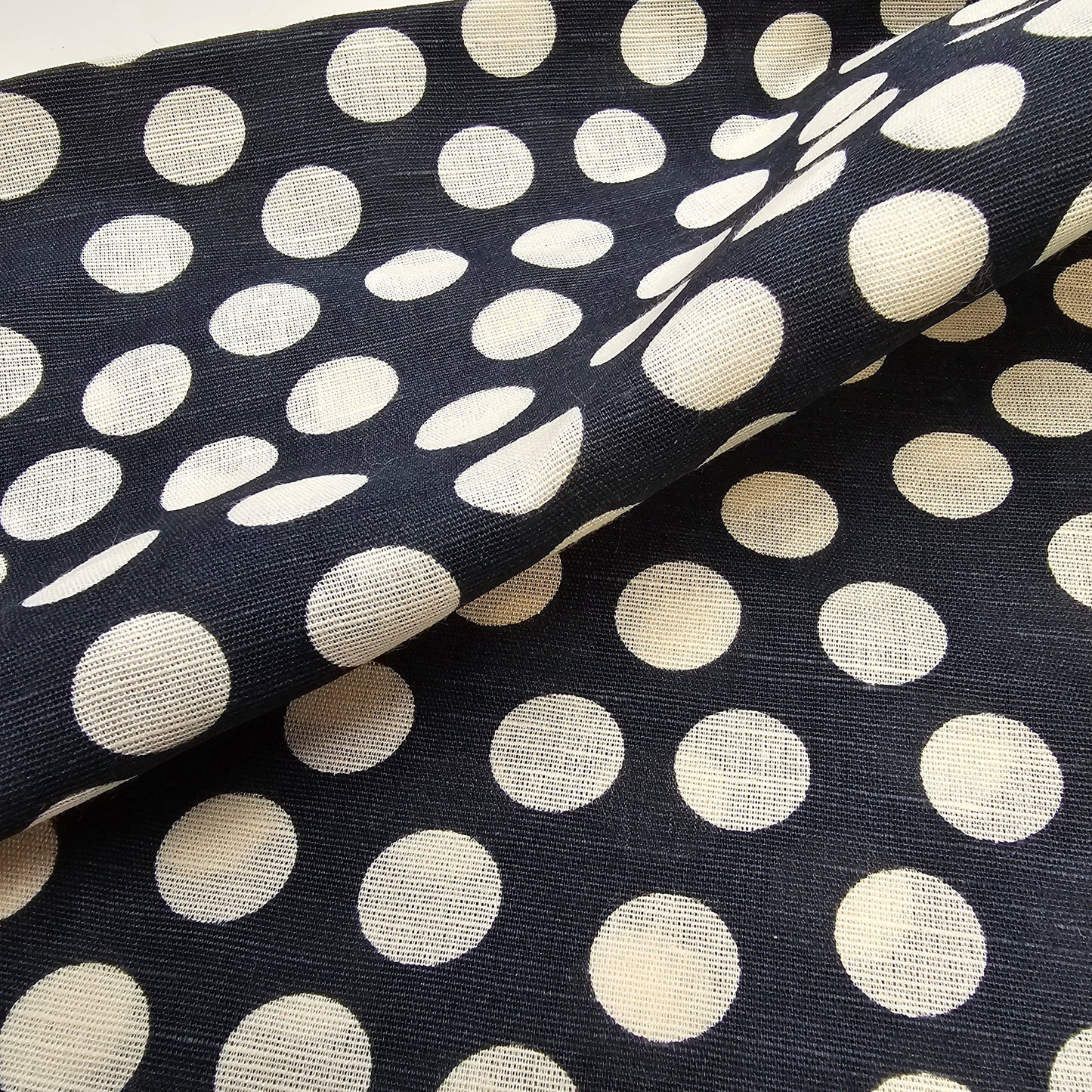 Paula- polka dot cotton/linen fabric - sold by 1/2mtr