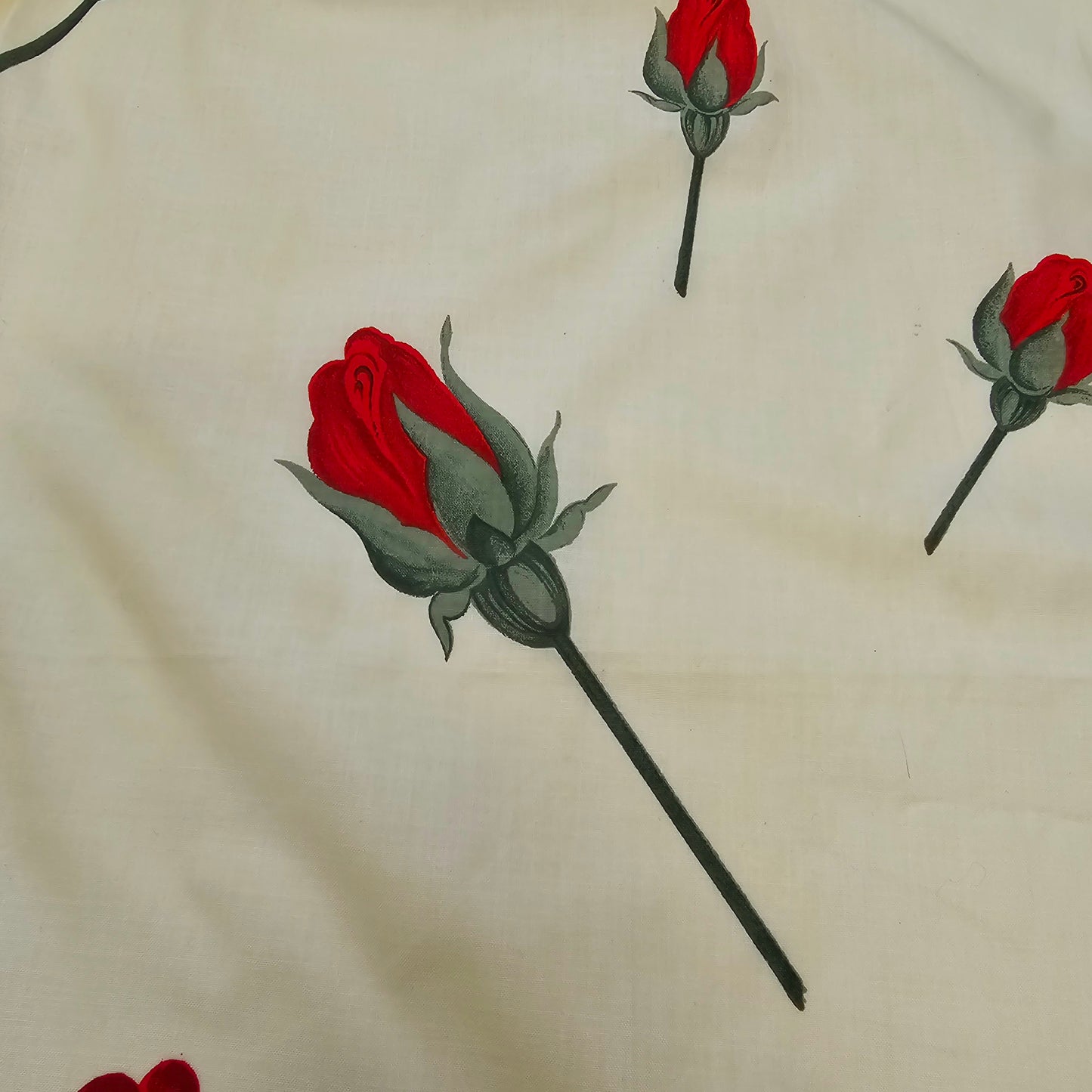 Roses - printed woven cotton -2.40mtrs