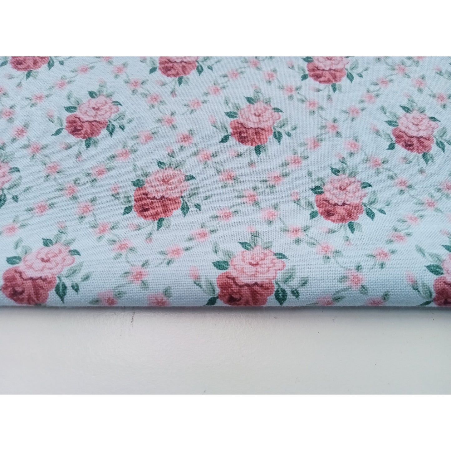 Strawberries & cream - floral printed cotton fabric - sold by 1/2mtr