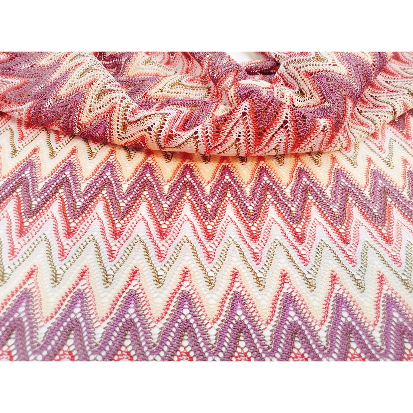 Cindy - chevron knit -sold by 1/2mtr