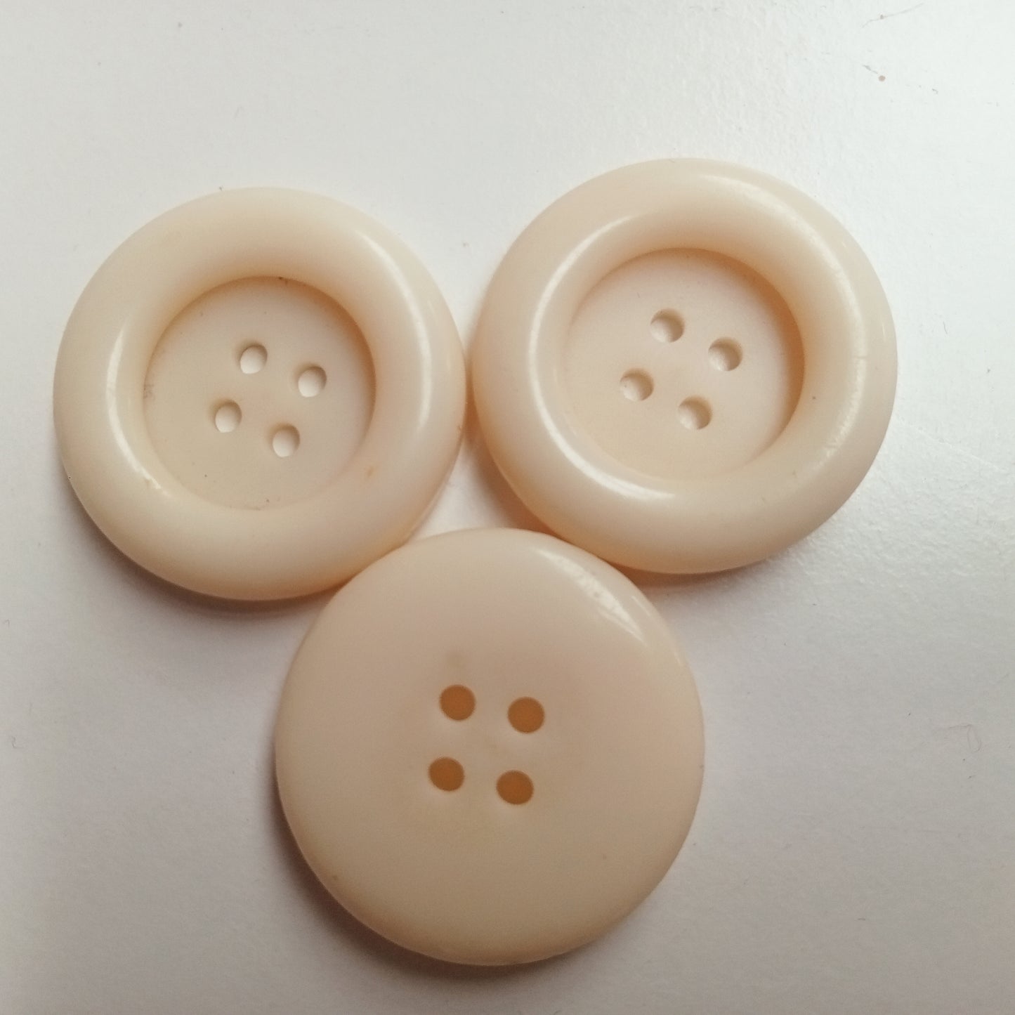 2cm cream buttons - 6
