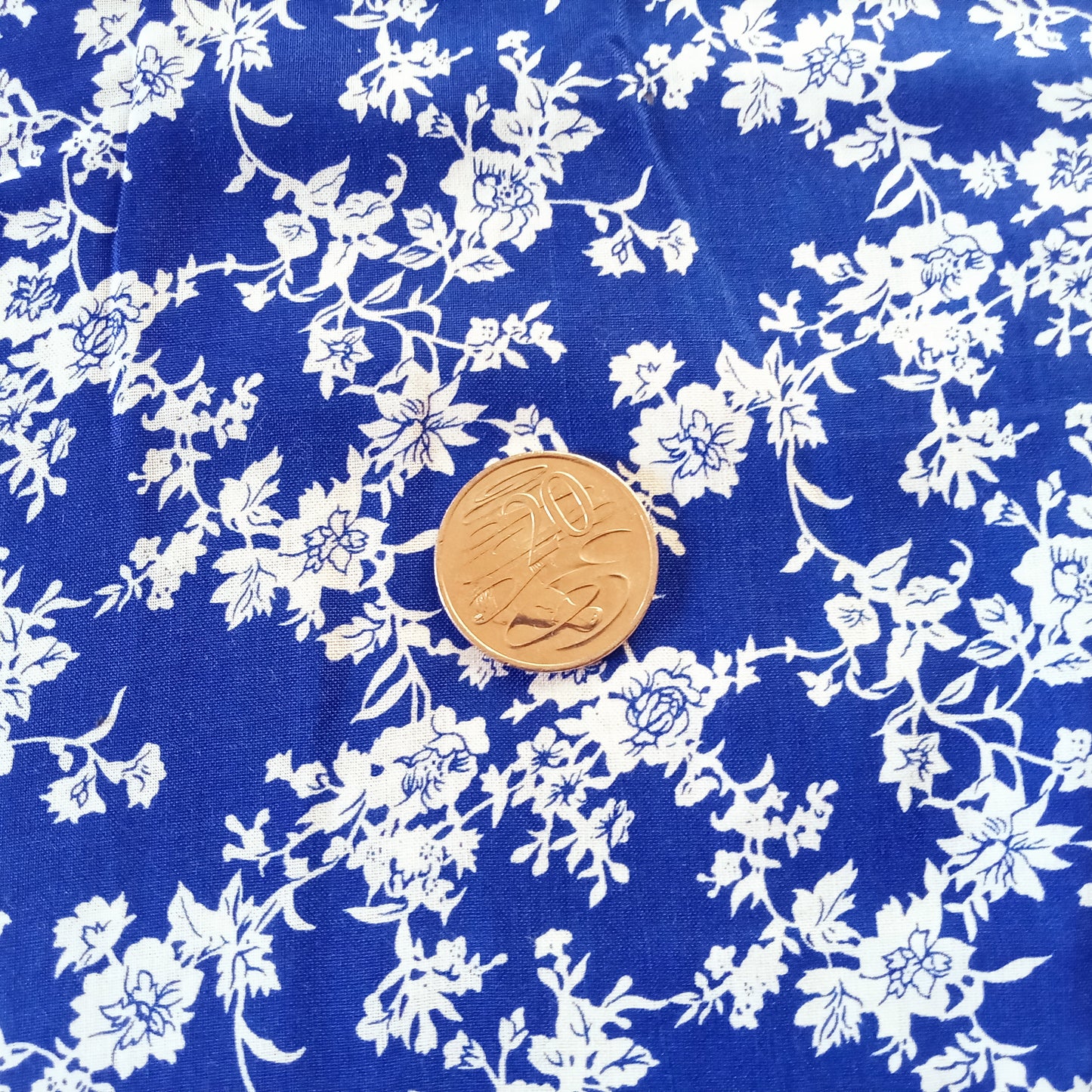 Floral printed woven fabric - sold by 1/2mtr