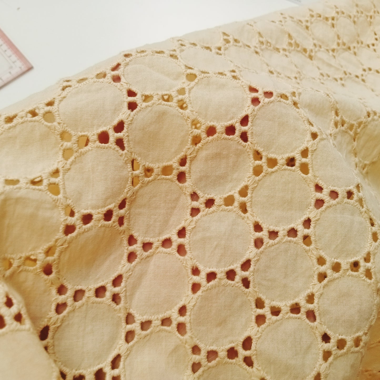 Circles cutout woven cotton fabric - sold by 1/2mtr