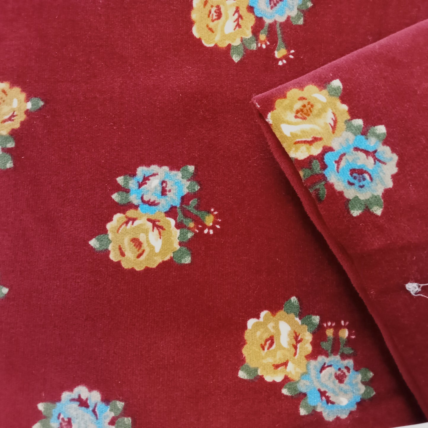 Floral velvet woven fabric 1.60mtrs