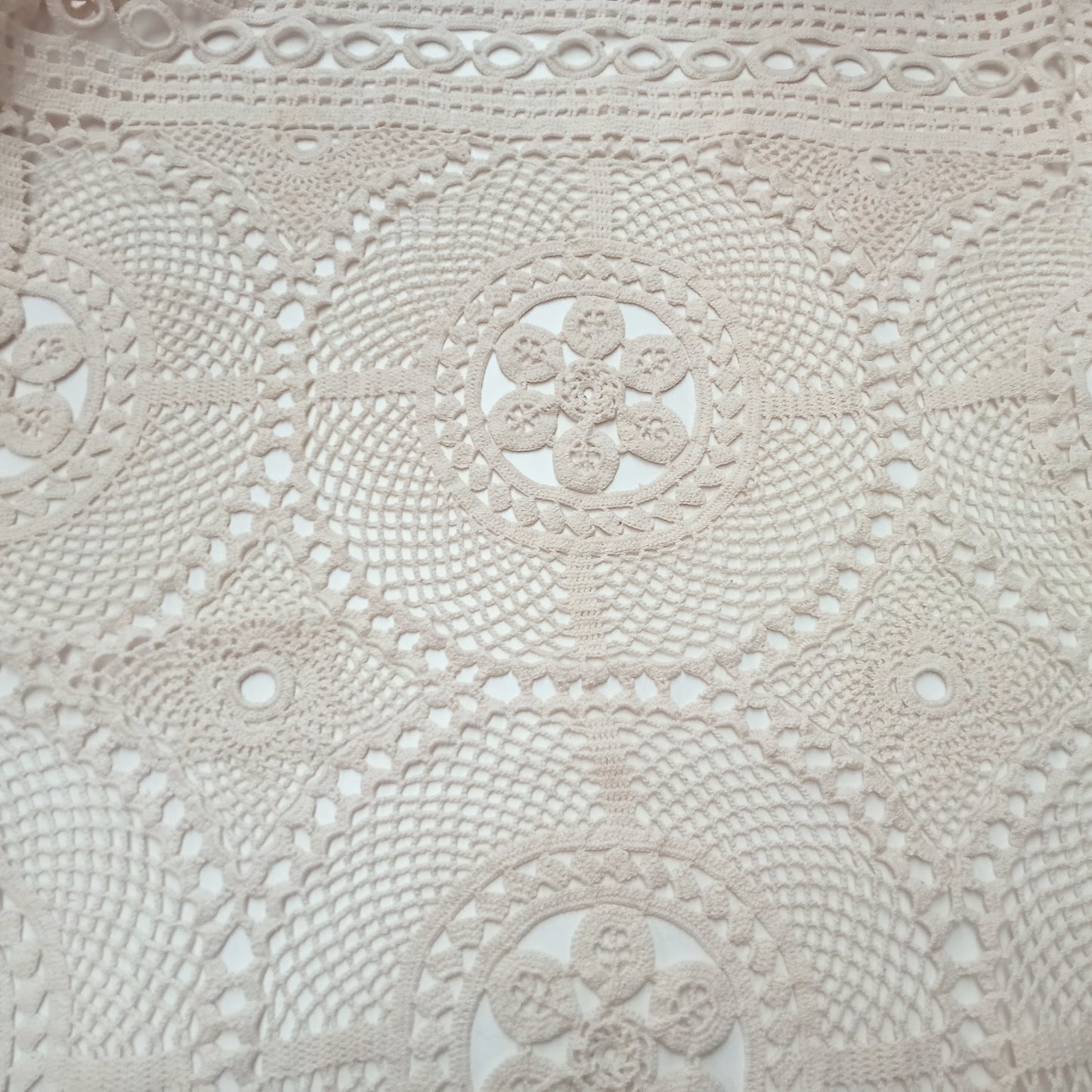 Vintage crochet tablecloth - 2.30mtrs