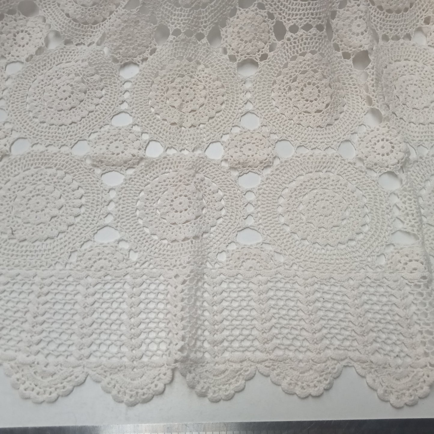 Vintage crochet tablecloth - 2.30mtrs